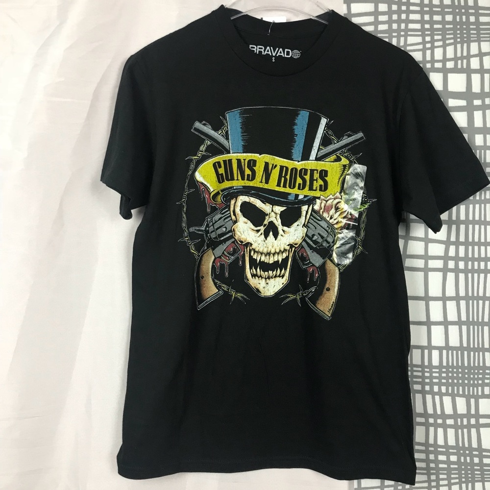 Guns N’ Roses concert band tee. Bravado NWT Sz S